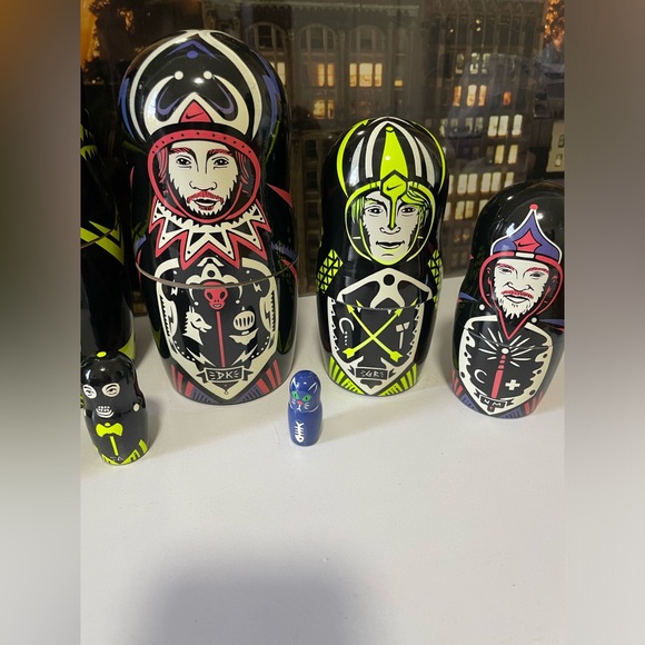 RARE NIKE  SNOWBOARDING NESTING DOLLS Complete Set - Picture 6 of 7